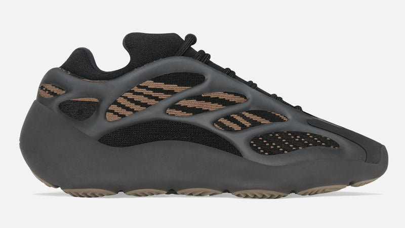 Adidas Yeezy 700 V3 (Clay Brown/Clay Brown/Clay Brown) - Patta