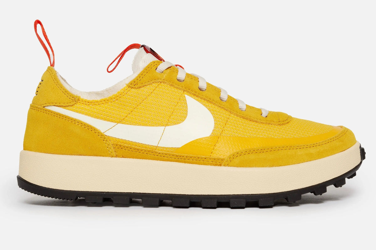 Wmns Nike General Purpose (Dark Sulfur/White-Light Cream) - Patta