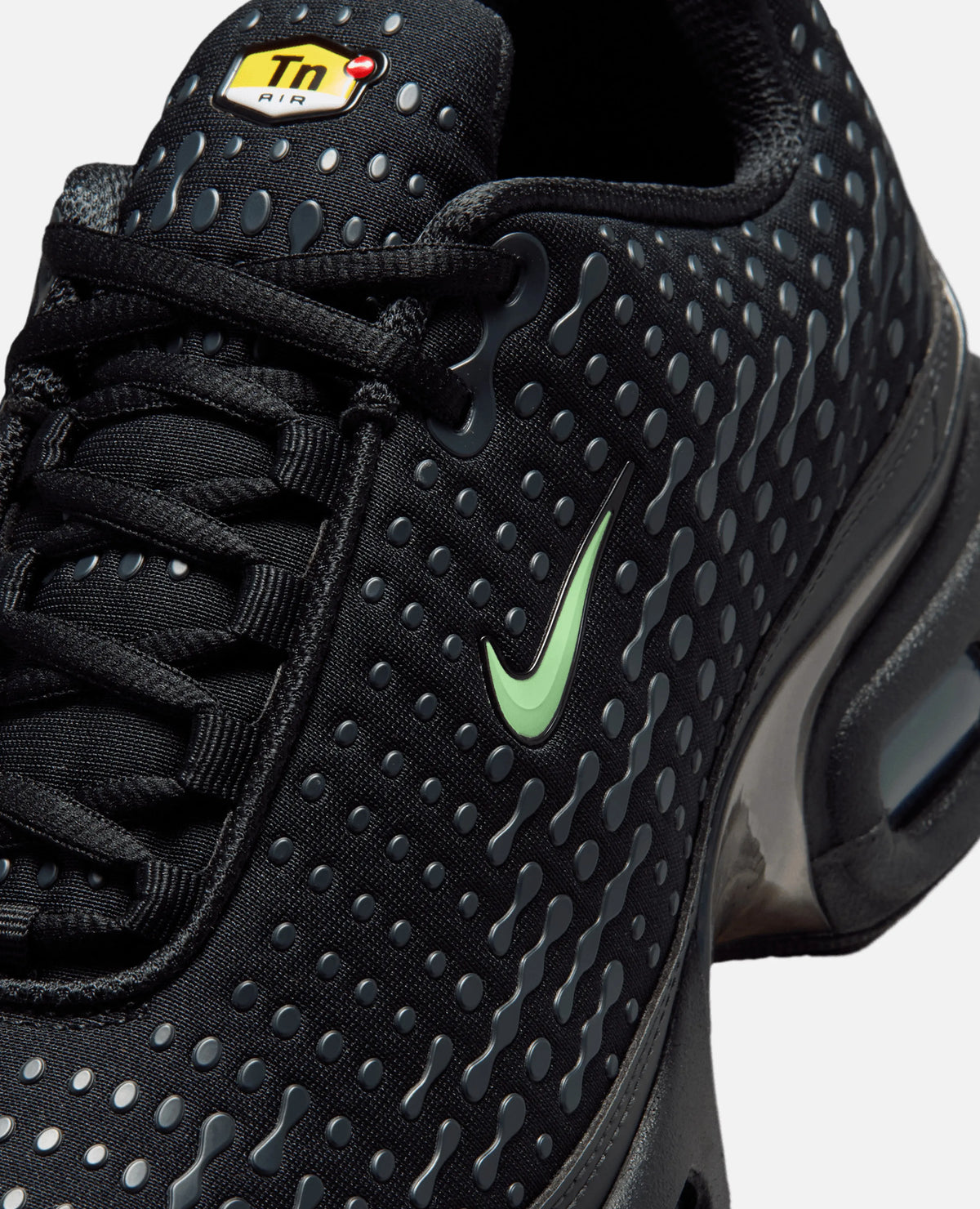 Nike Air Max Plus VII (Black/Illusion Green-Dark Smoke Grey-Metallic Pewter) Nike