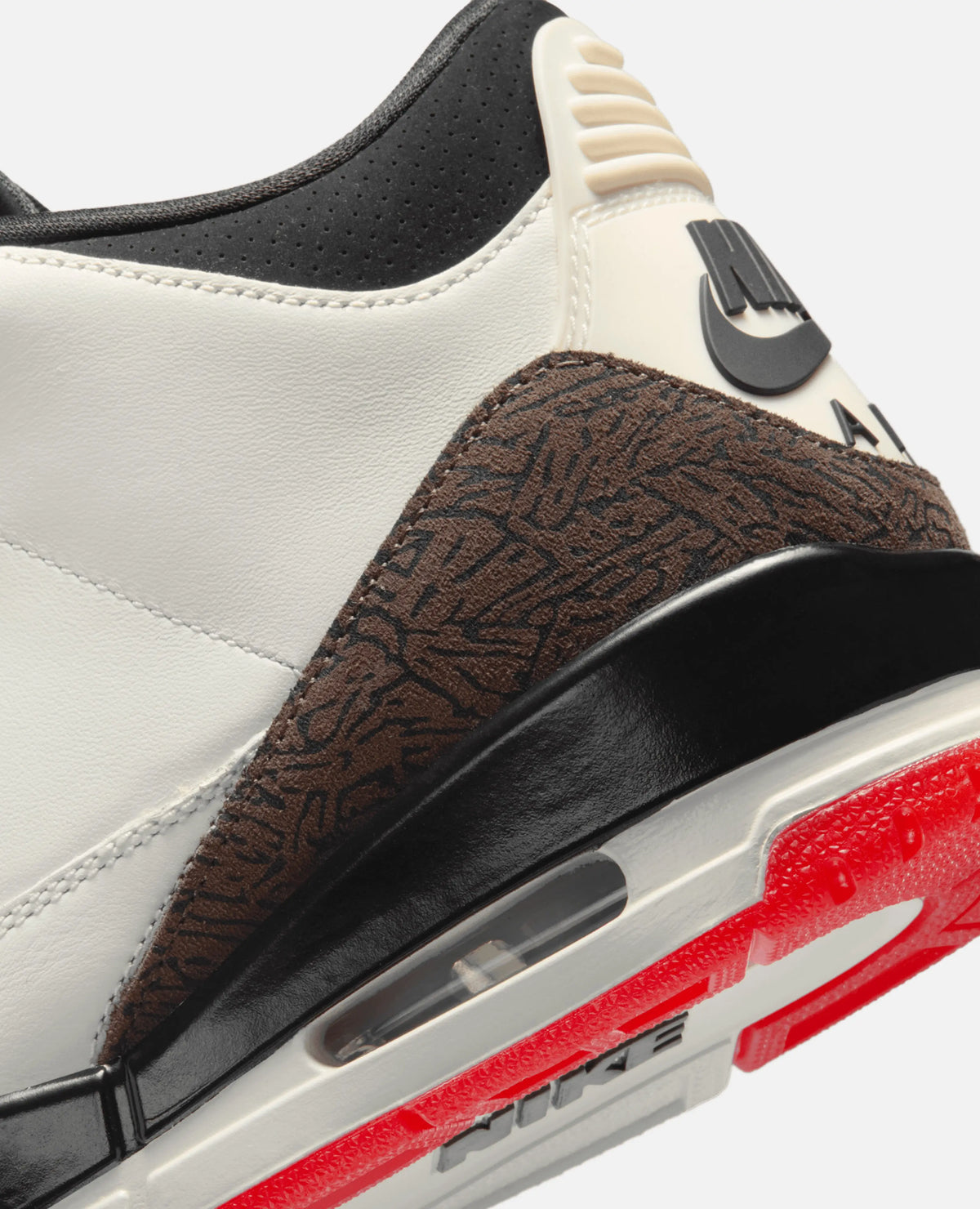Air Jordan 3 Retro OG Nike (Sail/Black-Universal Red-Pale Ivory-Palomino) Nike